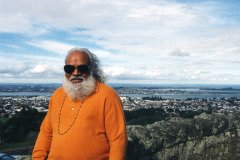 Swami Prakashananda Saraswati 