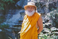 Guru Swami Prakashananda Saraswati